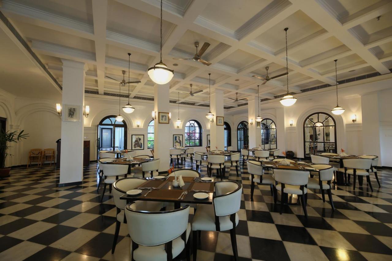 Готель Alpha Old Court House Kochi Екстер'єр фото