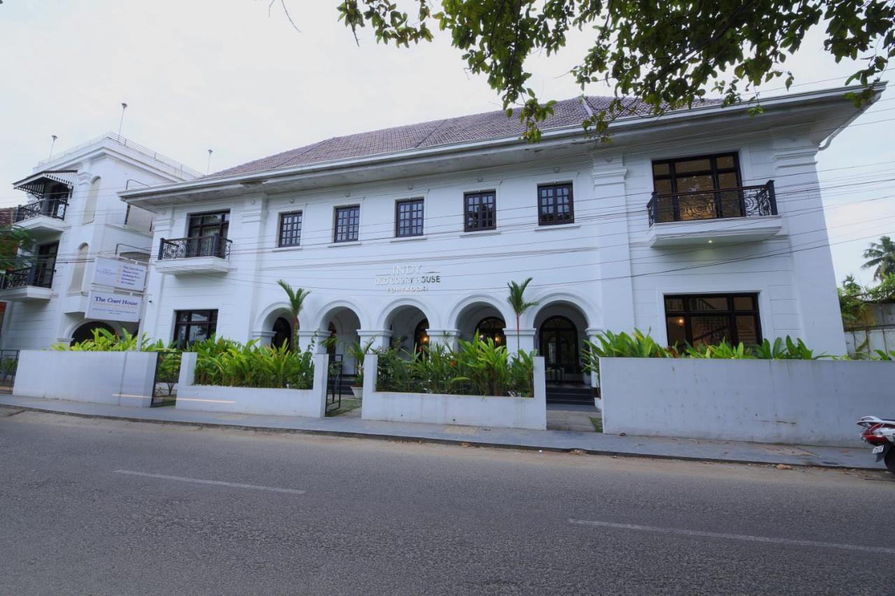 Готель Alpha Old Court House Kochi Екстер'єр фото